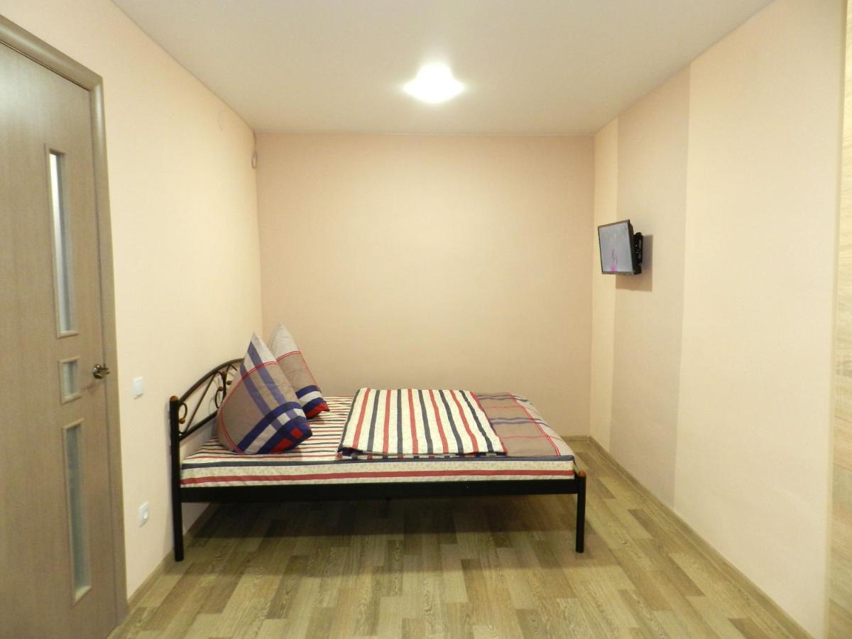 3-Room Apartment Near Inturist On Sobornyi Avenue 156, By Grandhome Zaporizhia Zewnętrze zdjęcie